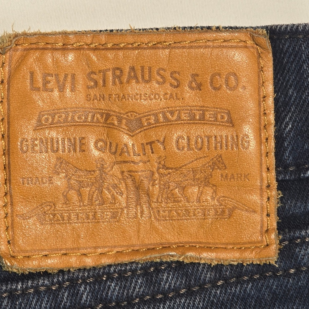 Levis Premium Wedgie Straight Jeans Dark Wash Button Fly 22861-0064 Womens 30 - Picture 4 of 16